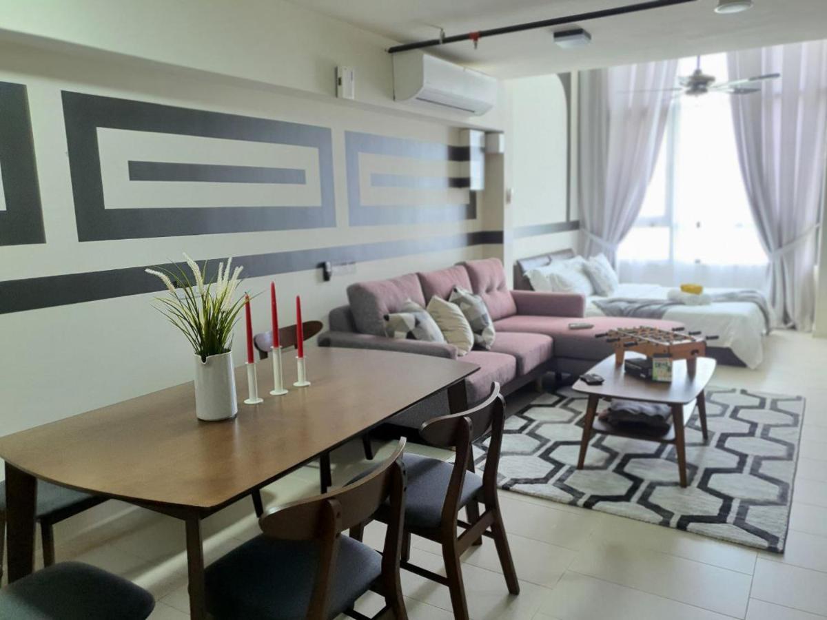 The Perfect Getaway @ Tamarind Suites, Netflix 300Mbps 사이버자야 외부 사진